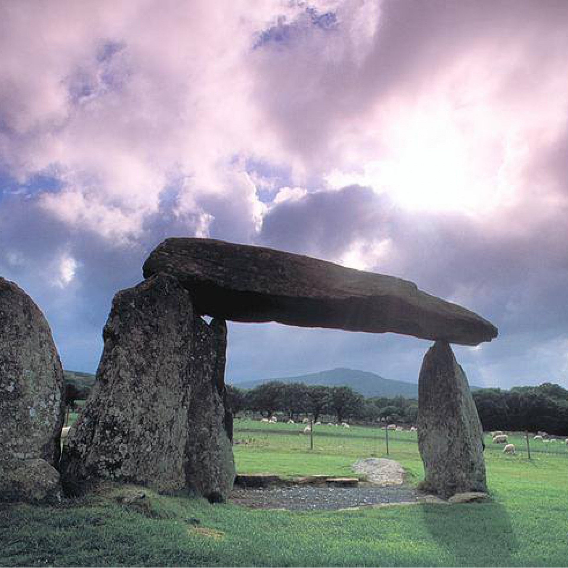 L'uso rituale delle pietre dal Dolmen alla Cristalloterapia 2